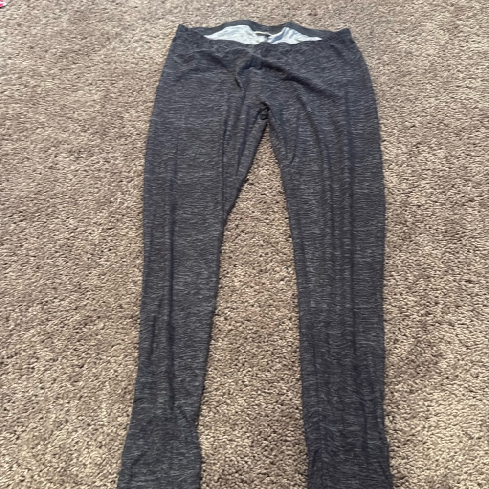 Bobbie Brooks Gray Leggings